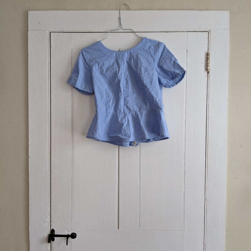 GAP crop peplum shirt size 2